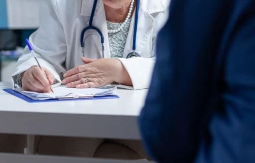 Qué es un justificante médico y cómo evitar falsificaciones