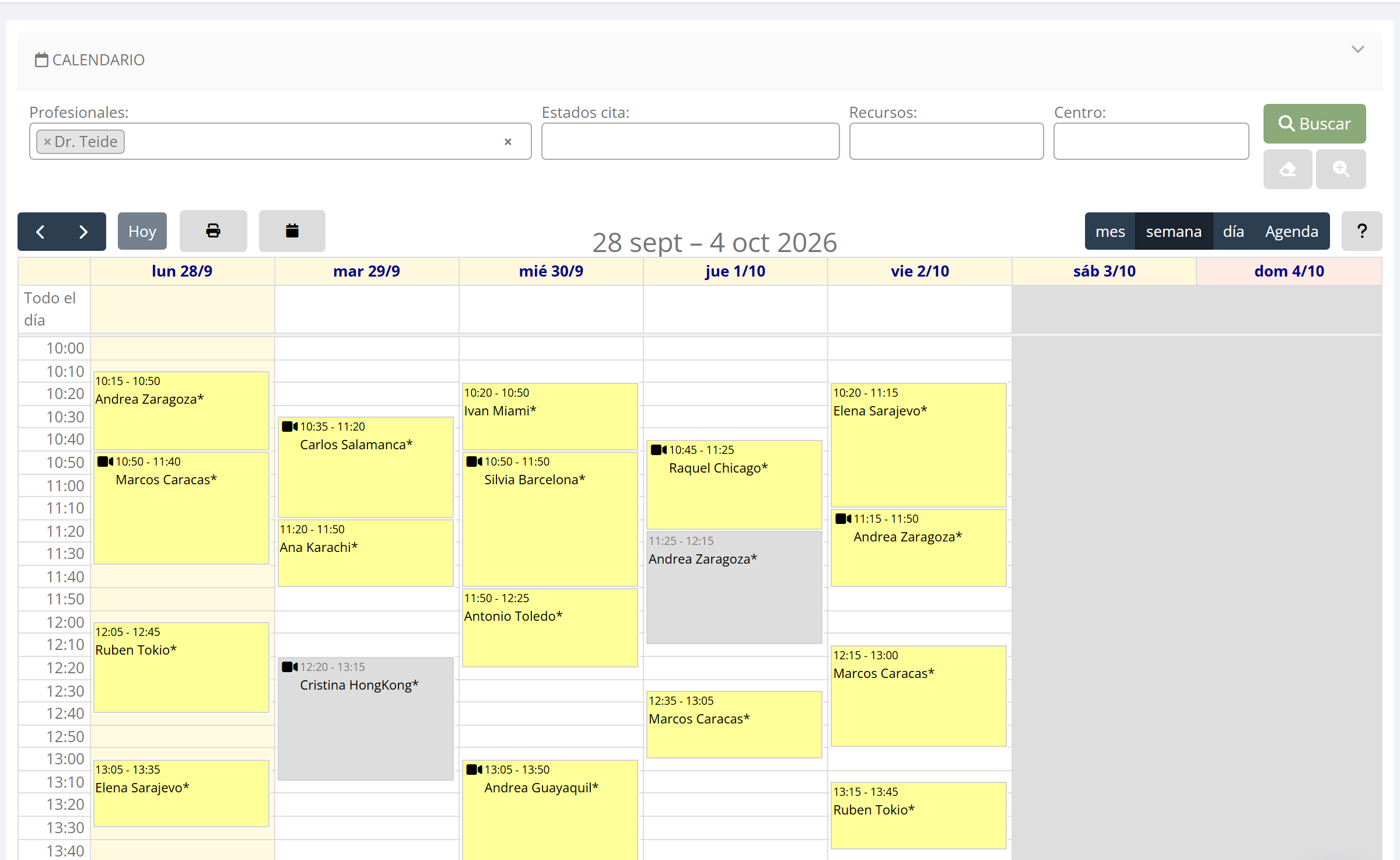 Agenda semanal de Nubidoc con las citas de varios profesionales, sesiones de grupo y estados de cada cita